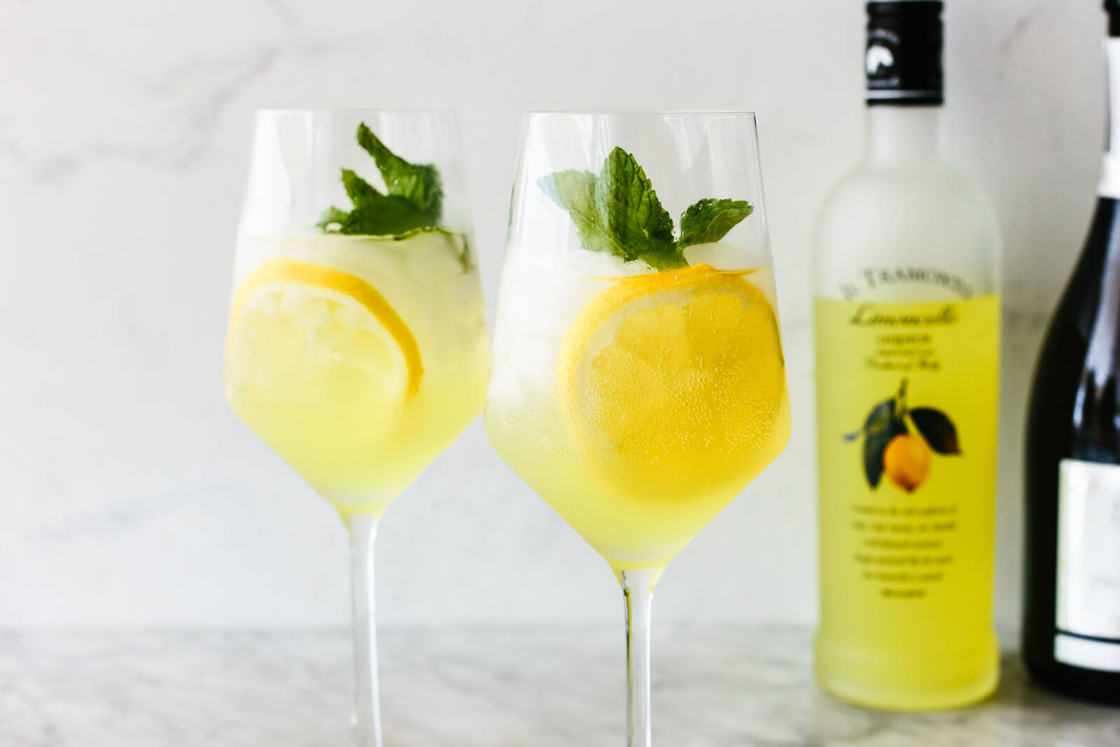 Limoncello Spritz