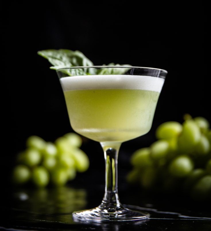 Grape Basil cocktail – uva, basilico fresco, gin artigianale
